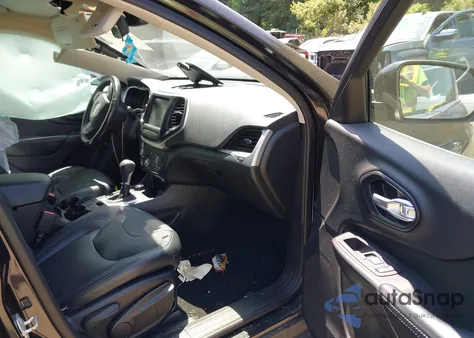 2014 Jeep Cherokee Latitude z USA, uszkodzony, nr VIN 1C4PJMCS7EW247973